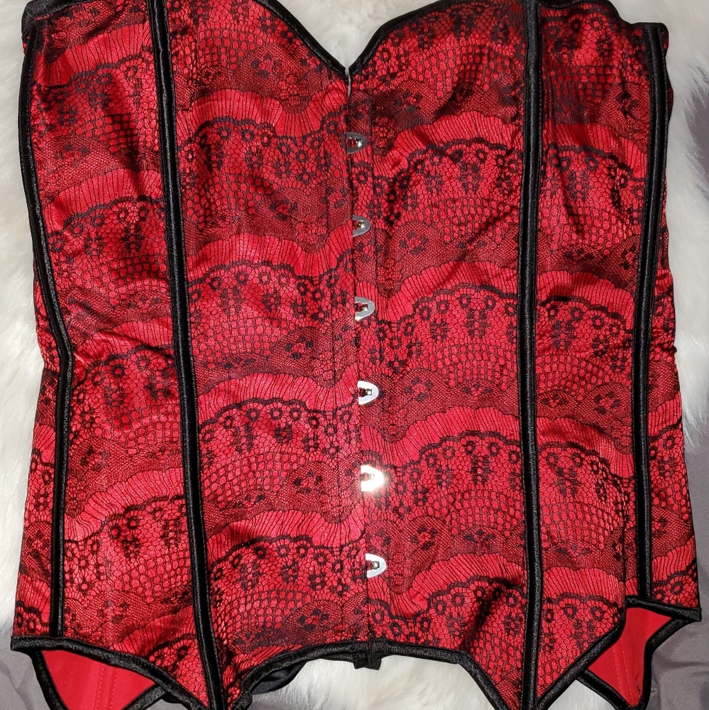 Size XL ADORE ME red & black corset